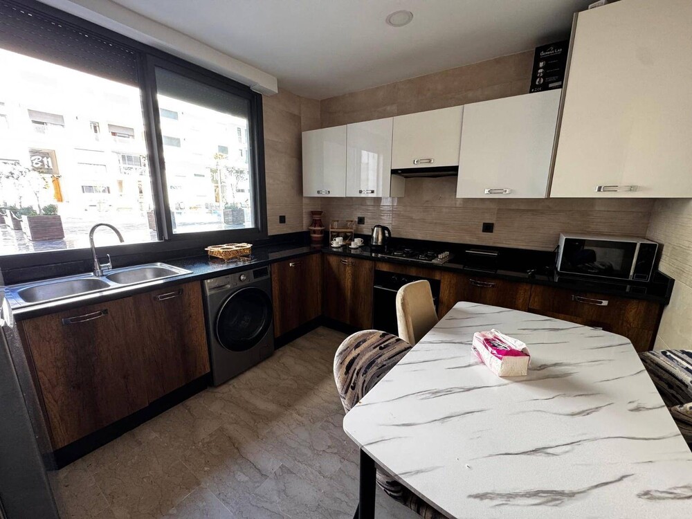 Magnifique Duplex Moderne avec Piscine à Agadir