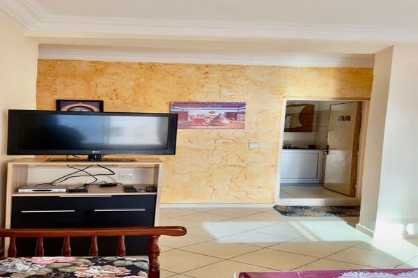 Bel appartement 2 chambres avec balcons à louer - Hay Salam, Agadir