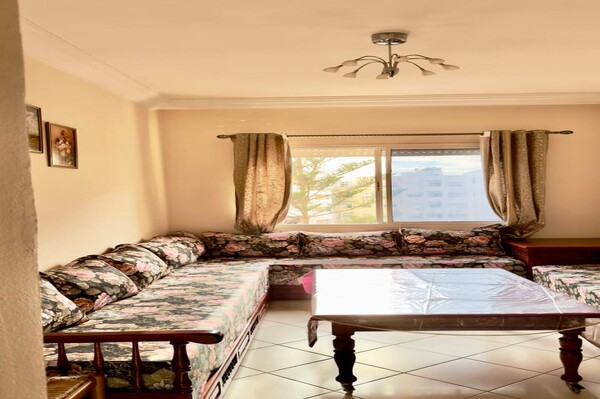 Bel appartement 2 chambres avec balcons à louer - Hay Salam, Agadir