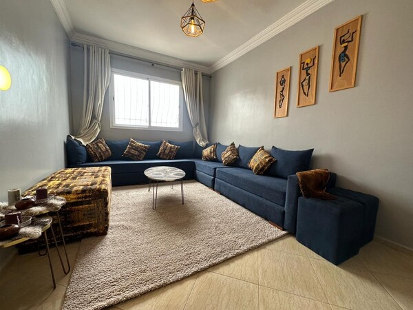 Bel Appartement Moderne 2 Chambres - Calme & Confort à Hay Salam, Agadir
