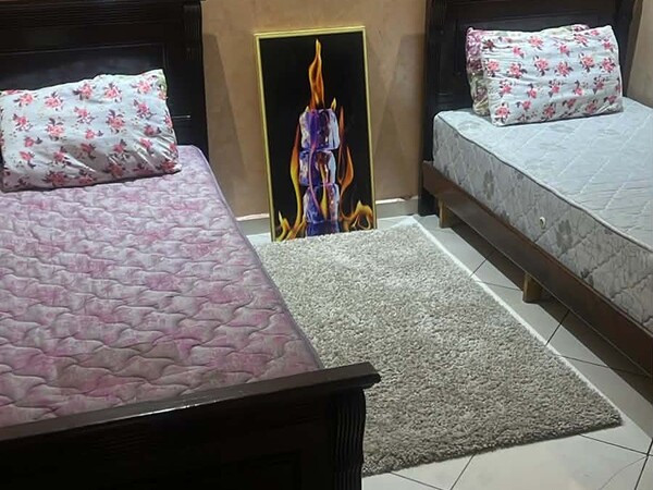Bel appartement 2 chambres avec ascenseur - Centre Hay Salam Agadir (Résidence privée)