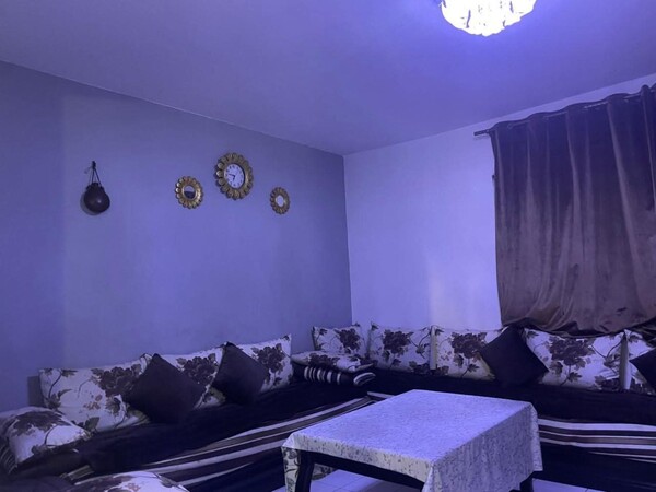 Appartement meublé 2 chambres - Avenue des FAR - Location par jour à Agadir