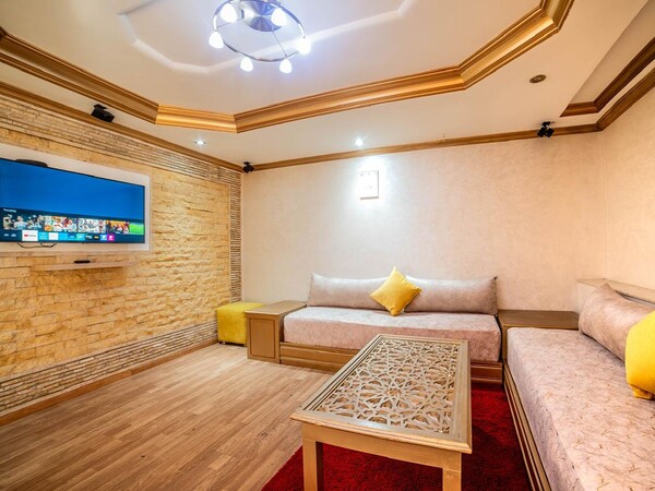 Appartement meublé 2 chambres avec patio - Location courte durée à Hay Dakhla, Agadir