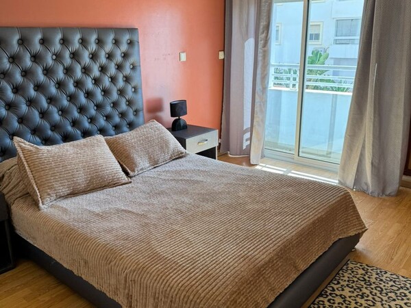 Appartement 100 m² - 2 chambres et salon - Location longue durée - Centre-ville Agadir