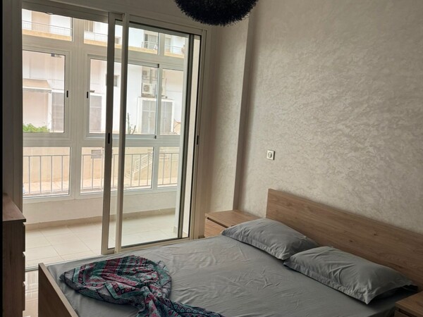 Appartement Moderne 2 Chambres avec Piscine à Agadir