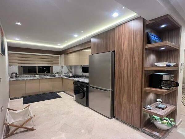Entire home: apartment in a residence