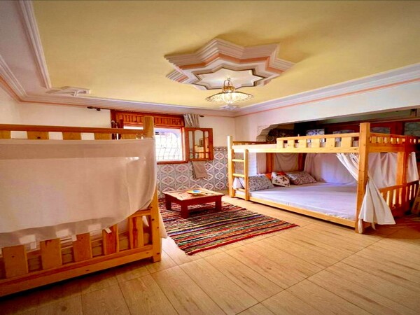 Hostel Blue House Taghazout - Dorm Beds & Private Rooms with Ocean View Rooftop