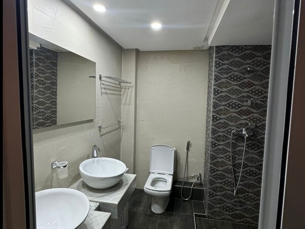 Modern 2-Bedroom Apartment with Pool in Agadir