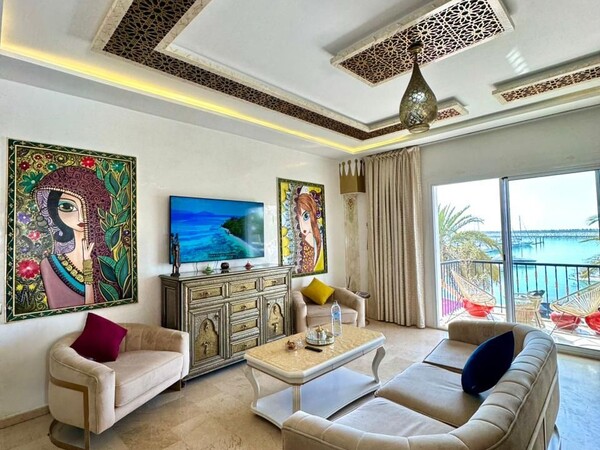 Appartement vue mer 2 chambres avec salon - Location par jour à Marina Agadir