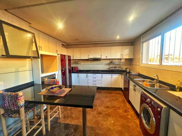 Appartement meublé 2 chambres avec patio - Location courte durée à Hay Dakhla, Agadir