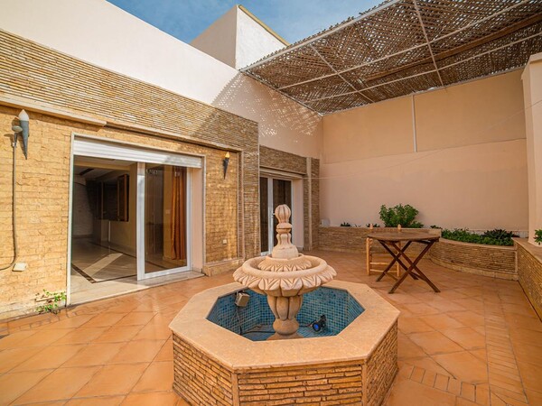 Appartement meublé 2 chambres avec patio - Location courte durée à Hay Dakhla, Agadir