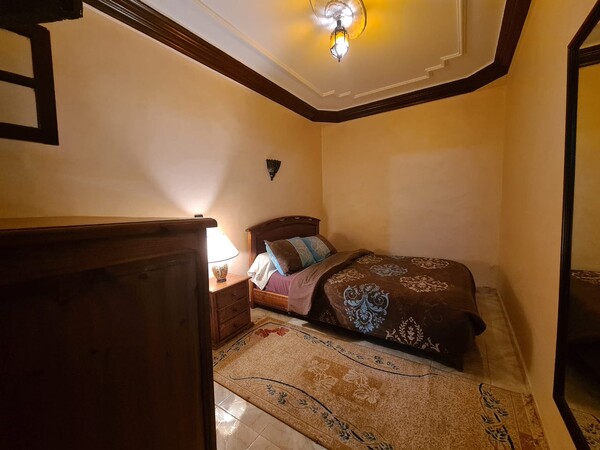 Appartement de Charme Style Marocain avec Grande Terrasse - Idéal Vacances à Agadir
