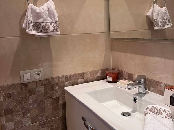 Appartement Moderne 2 Chambres avec Piscine - Agadir Bay | Location Vacances