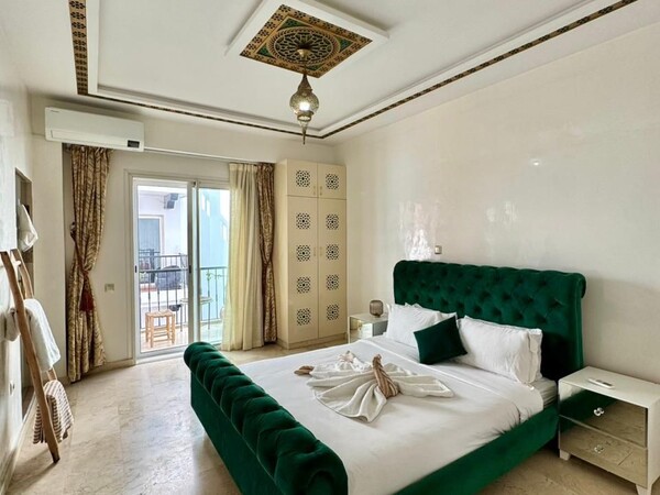 Appartement vue mer 2 chambres avec salon - Location par jour à Marina Agadir