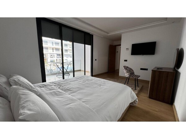 Magnifique Duplex Moderne avec Piscine à Agadir